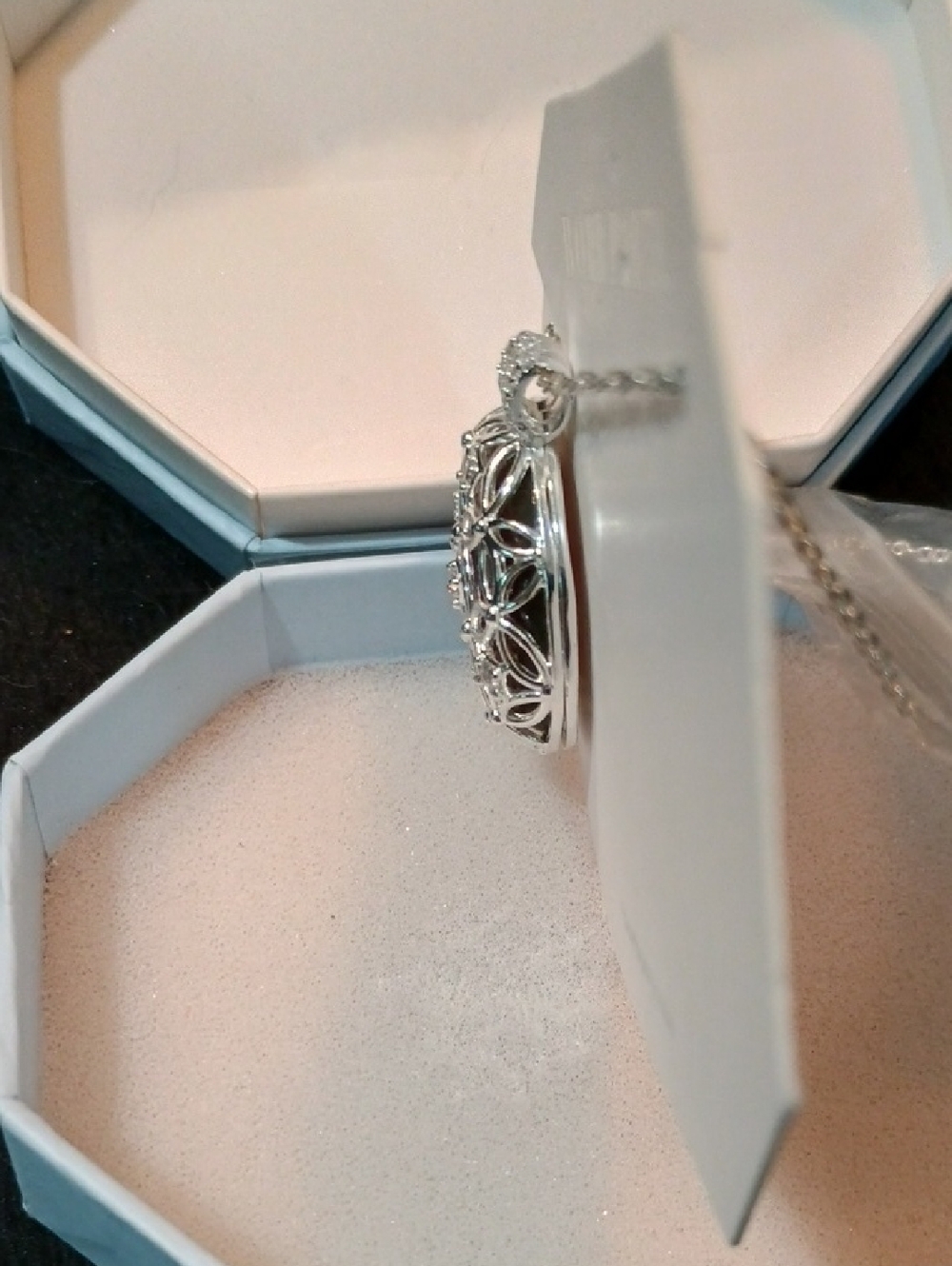 Zen Gems, Not In Original Box Silver Filigree Pendant Genuine Smoky Quartz - Picture 2 of 4